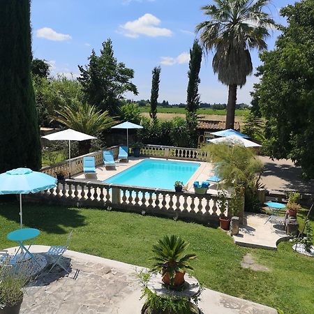 Le Mas Des Agapes Beaucaire  Exteriér fotografie